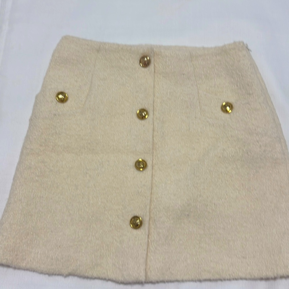 Suit mini scirt made by wool - never used , Chanel style